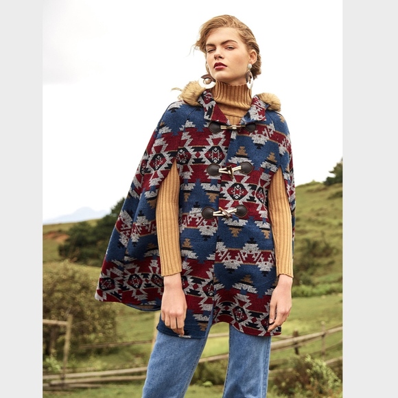 Hooded Boho Cape Faux Fur Aztec Print - Picture 5 of 8